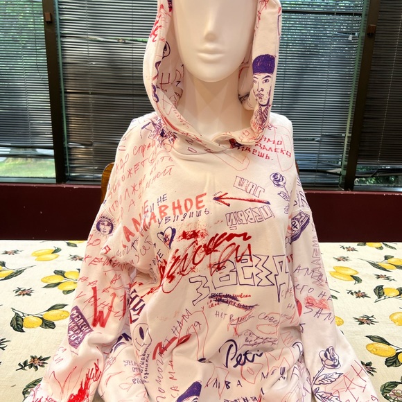 Eve & Esther Graphic Print Hoodie - Picture 5 of 8